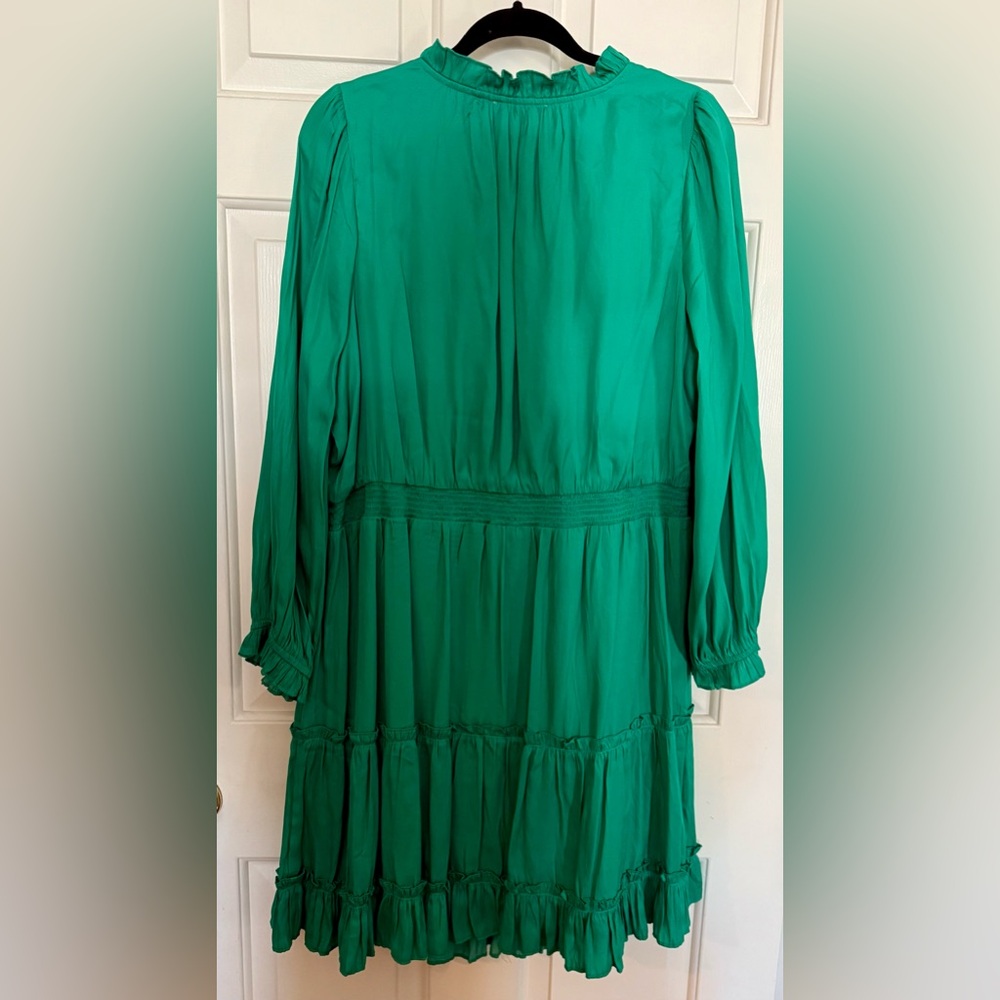 Skies Are Blue Vibrant Green Long Sleeve Dress - Picture 2 of 3